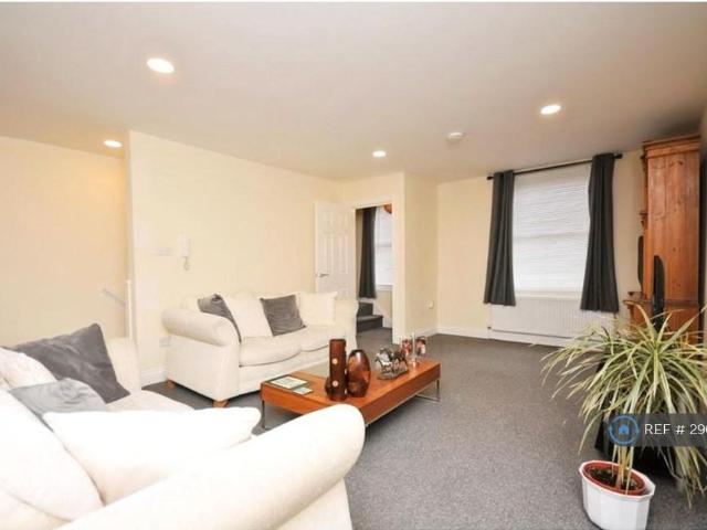 Apartment for rent in Chislehurst, Greater London