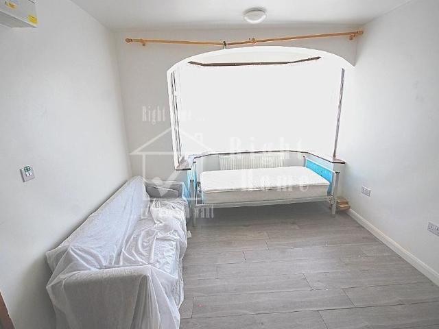 Apartment for rent in London Borough of Enfield, Greater London