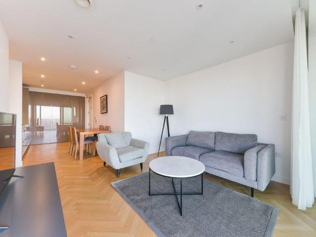 Flat for rent in Elephant and Castle, Greater London