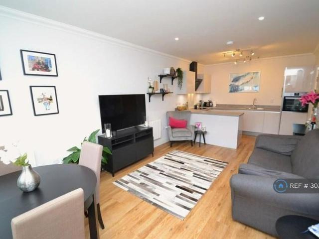 Apartment for rent in Radlett, Hertfordshire