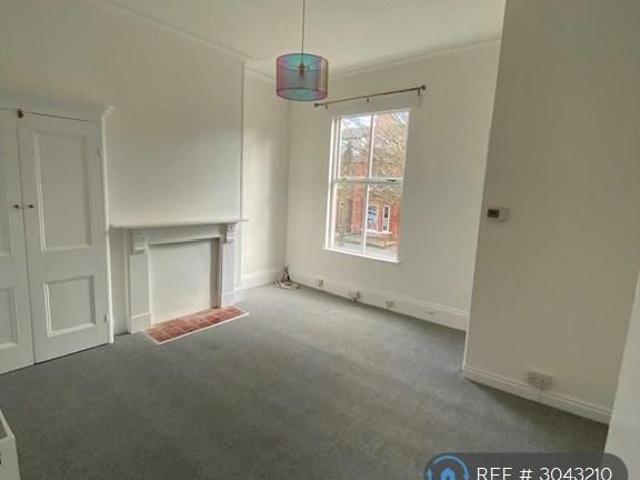 Room for rent in Avenues, Hull