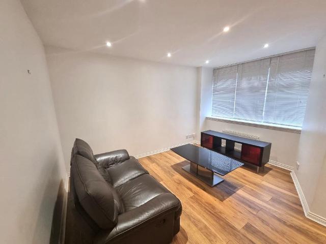 Apartment for rent in Ballindoch, Scotland