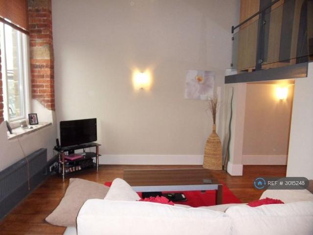 Apartment for rent in Lower Hopton, Mirfield