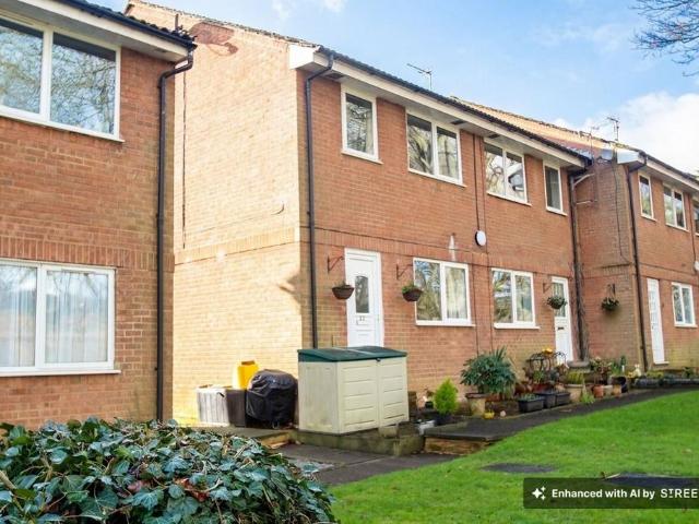 Flat for rent in Castlefield, Cressex