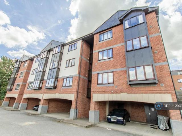 Flat for rent in Evershot, Oxfordshire