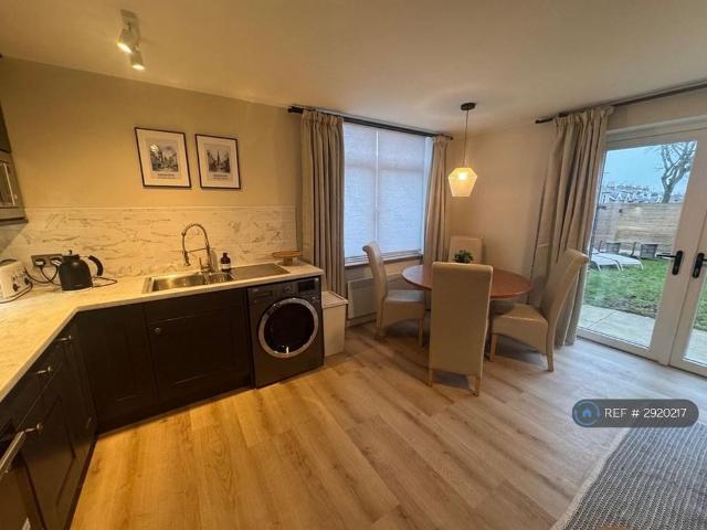 Apartment for rent in Ballindoch, Scotland