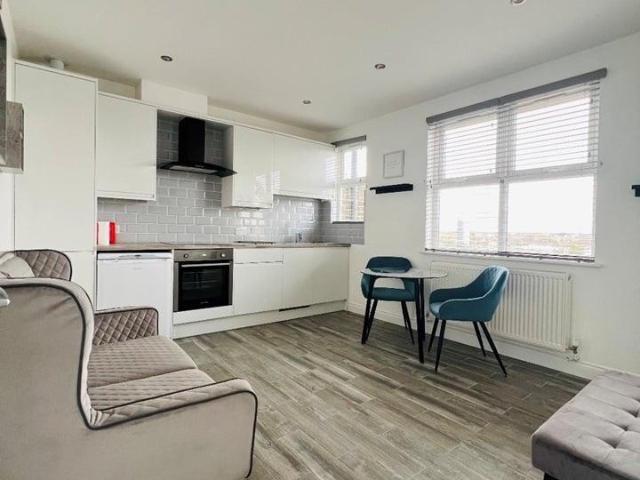Apartment for rent in Hornsey, Greater London