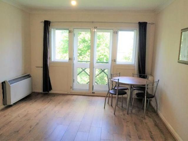 Apartment for rent in Wexham and Ivers Community Board, George Green