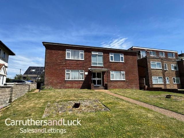 Flat for rent in Peacehaven, Iford