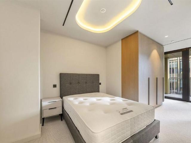 Apartment for rent in Soho, Greater London