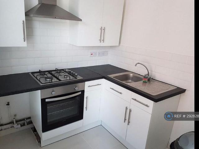 Apartment for rent in Brooklands, Monks Orchard
