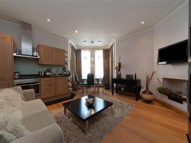 Apartment for rent in Westminster, Victoria