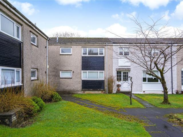 Flat for rent in St Leonards, Barassie