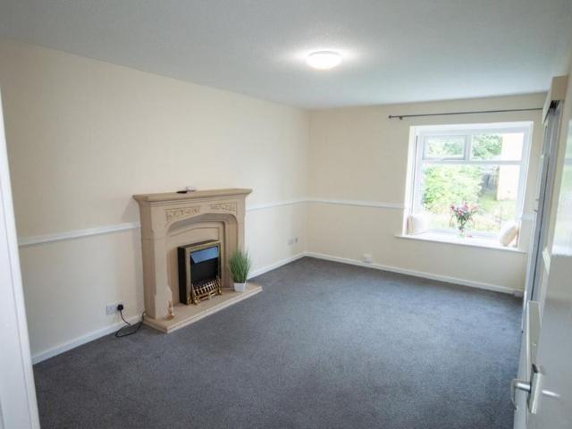 Apartment for rent in Bradley, Kirklees