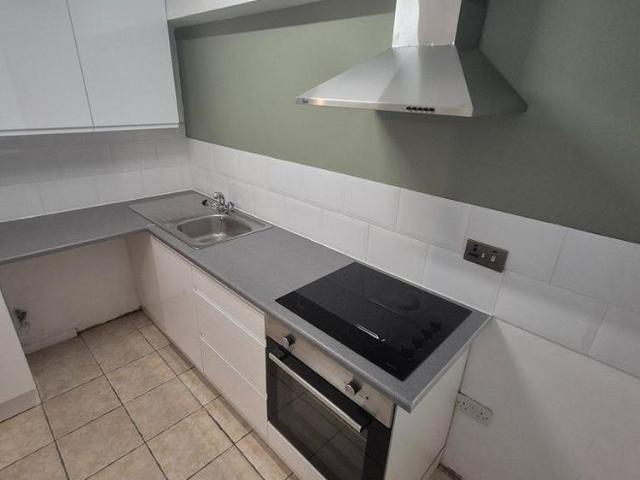 Apartment for rent in Rock Ferry, New Ferry