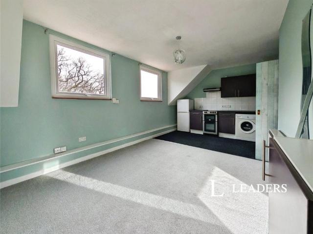 Flat for rent in Upper Shirley, City Of Southampton