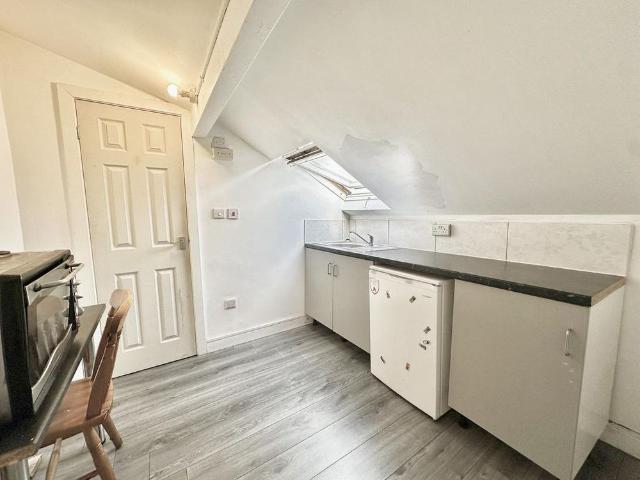 Apartment for rent in Osmondthorpe, West Yorkshire