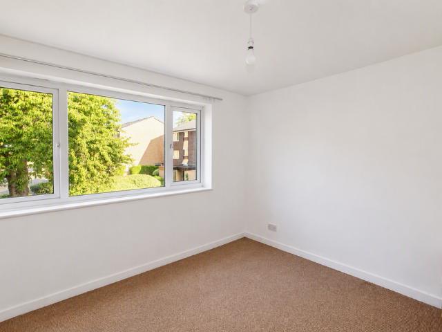 Apartment for rent in London Borough of Croydon, Addiscombe