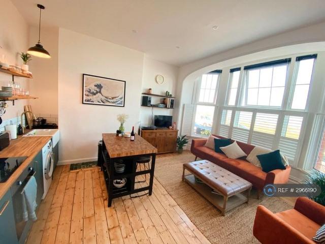 Apartment for rent in Cliftonville West, Acol