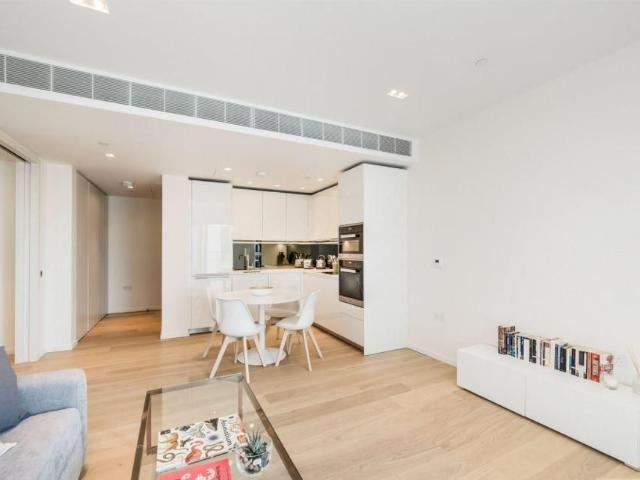 Apartment for rent in Fulham, Greater London