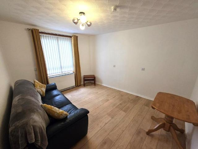 Apartment for rent in Ballindoch, Scotland