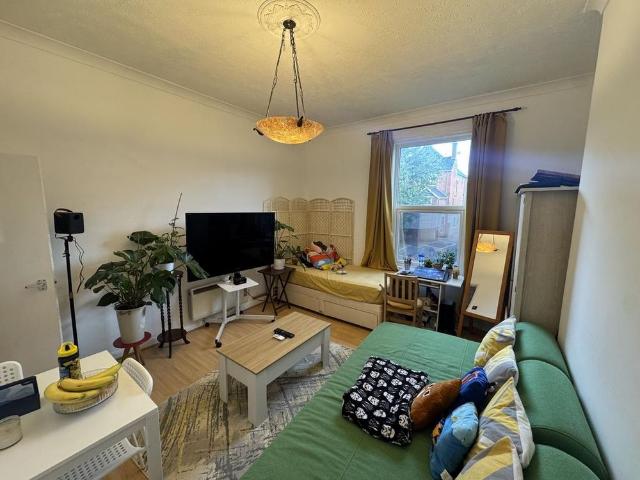 Apartment for rent in St James, Sandown Park