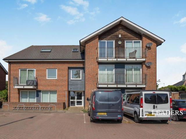 Flat for rent in Spring Vale, Hampshire