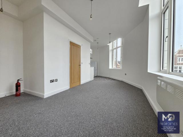Flat for rent in Creswell, Baswich