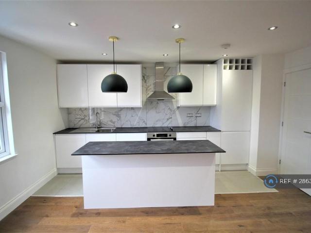 Flat for rent in East Greenwich, Isle Of Man