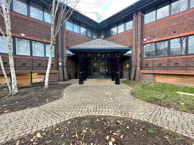 Flat for rent in Fleet, Hart