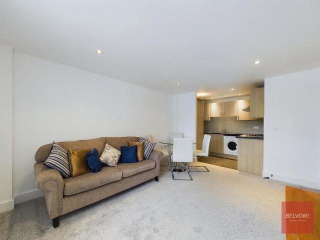Apartment for rent in Mount Pleasant, Nangreaves