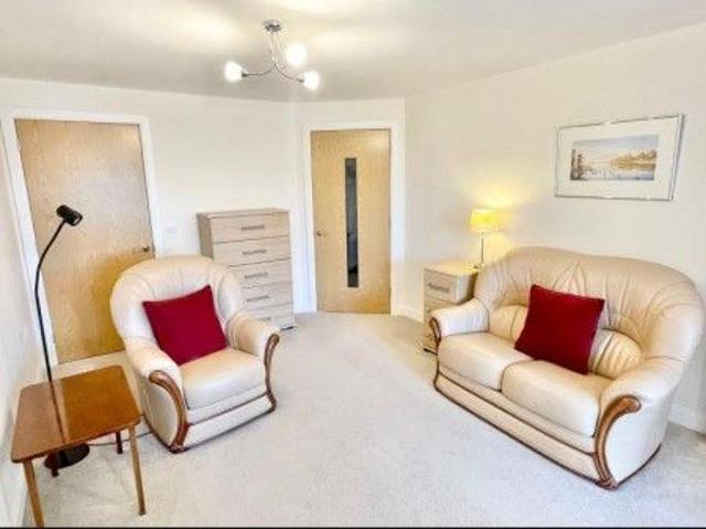 Apartment for rent in Kingstone, Barnsley