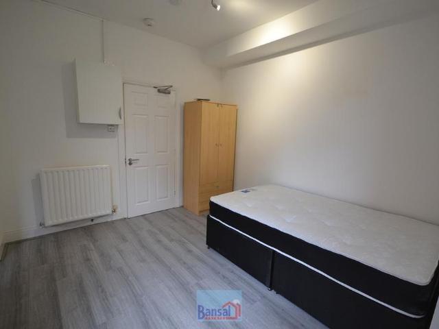 Apartment for rent in Spon End, West Midlands