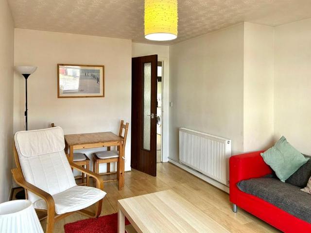 Apartment for rent in Bantaskin, Scotland