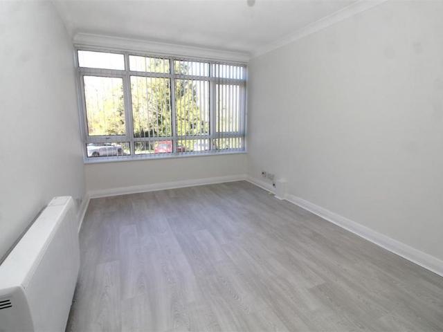 Apartment for rent in Barnet Vale, Greater London