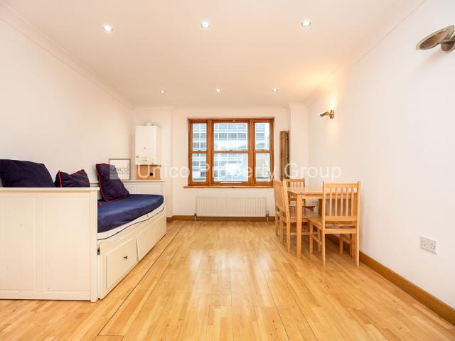 Apartment for rent in Whitechapel, Greater London