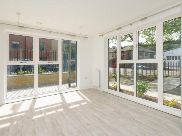 Apartment for rent in River, Ash