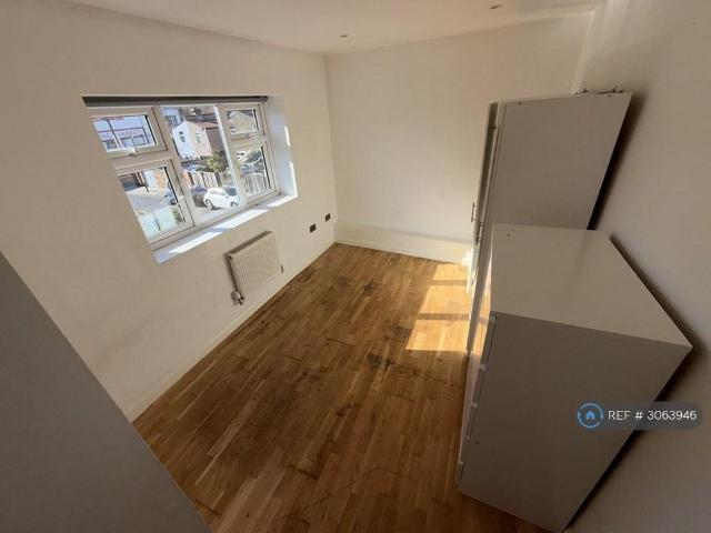 Apartment for rent in London Borough of Wandsworth, Greater London
