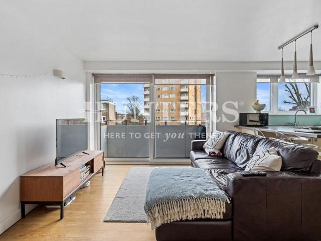 Flat for rent in Stoke Newington, Greater London