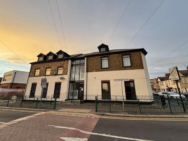 Flat for rent in Alton Barnes, Essex