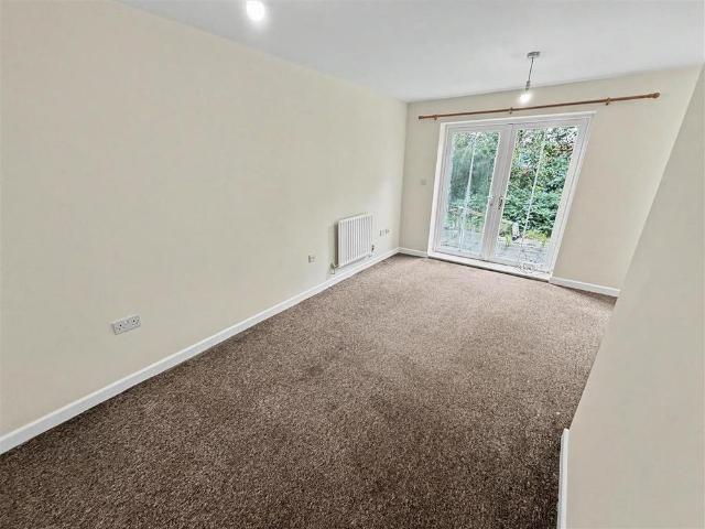 Apartment for rent in Clay Lake, Gosberton Clough