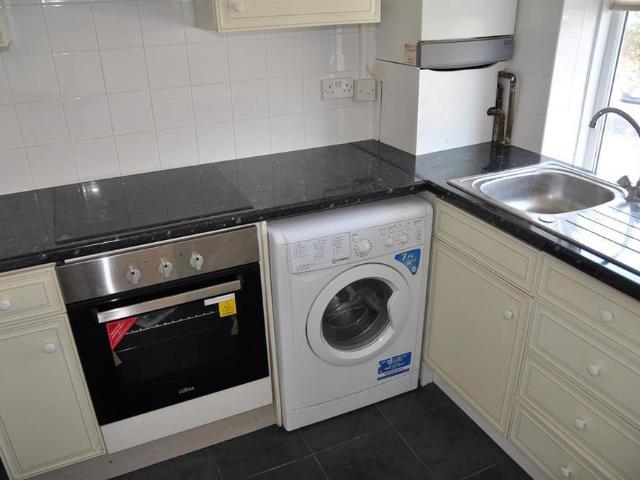 Apartment for rent in Northwood, Greater London