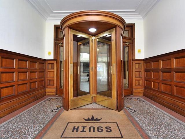 Flat for rent in Stow Hill, Wales