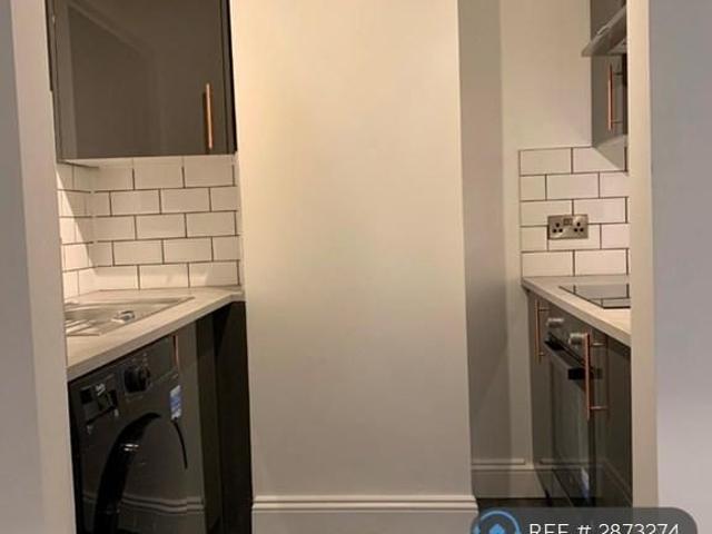 Apartment for rent in Banister's Park, City Of Southampton