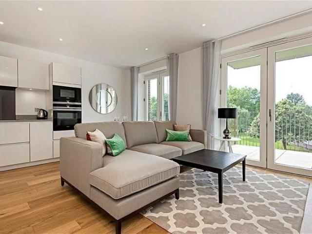 Apartment for rent in Clapham Junction, Greater London