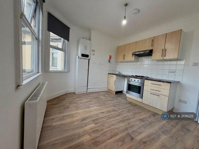 Apartment for rent in London Borough of Barnet, Greater London