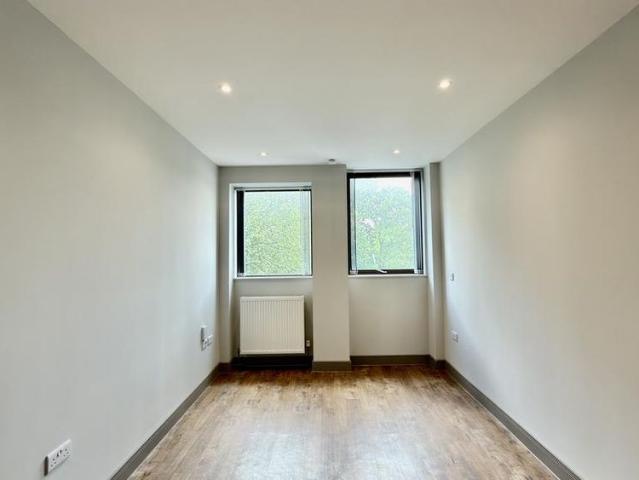 Apartment for rent in Ringlestone, Midway