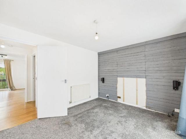 Apartment for rent in London Borough of Croydon, Forestdale