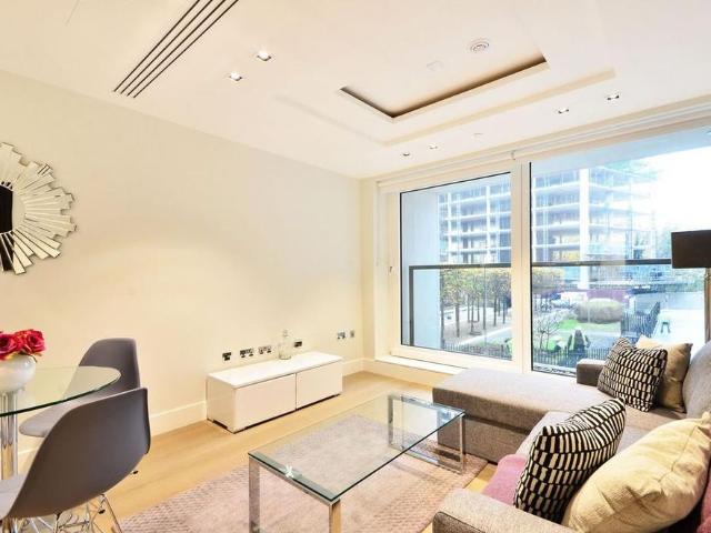 Apartment for rent in Kensington, Greater London