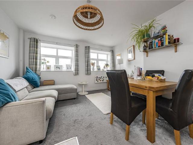Apartment for rent in London Borough of Merton, Greater London